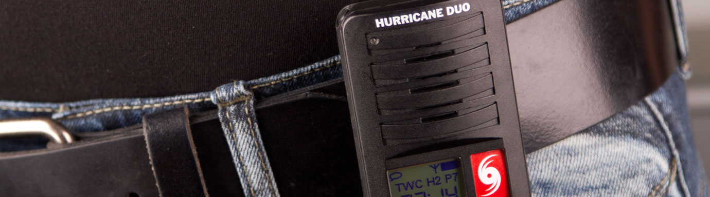 Der HURRICANE DUO spricht Ihre Sprache: Das Gerät liest Ihnen die empfangene alphanumerische Nachricht vor. Möglich macht dies ein integrierter digitaler Sprachprozessor. Zudem zeigt Ihnen das Gerät die Meldung auf dem Display an.
